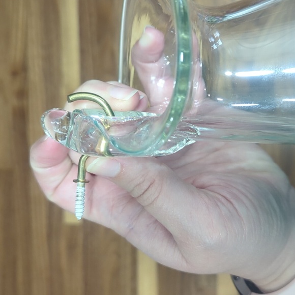 Handmade glass wall mounted aquarium or vase with hook - Picture 7 of 7